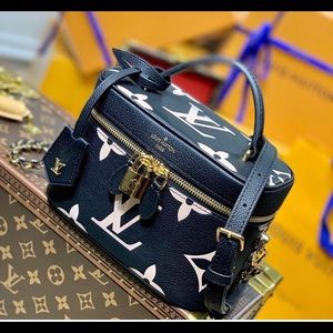 Meet your Posher, Tan jian